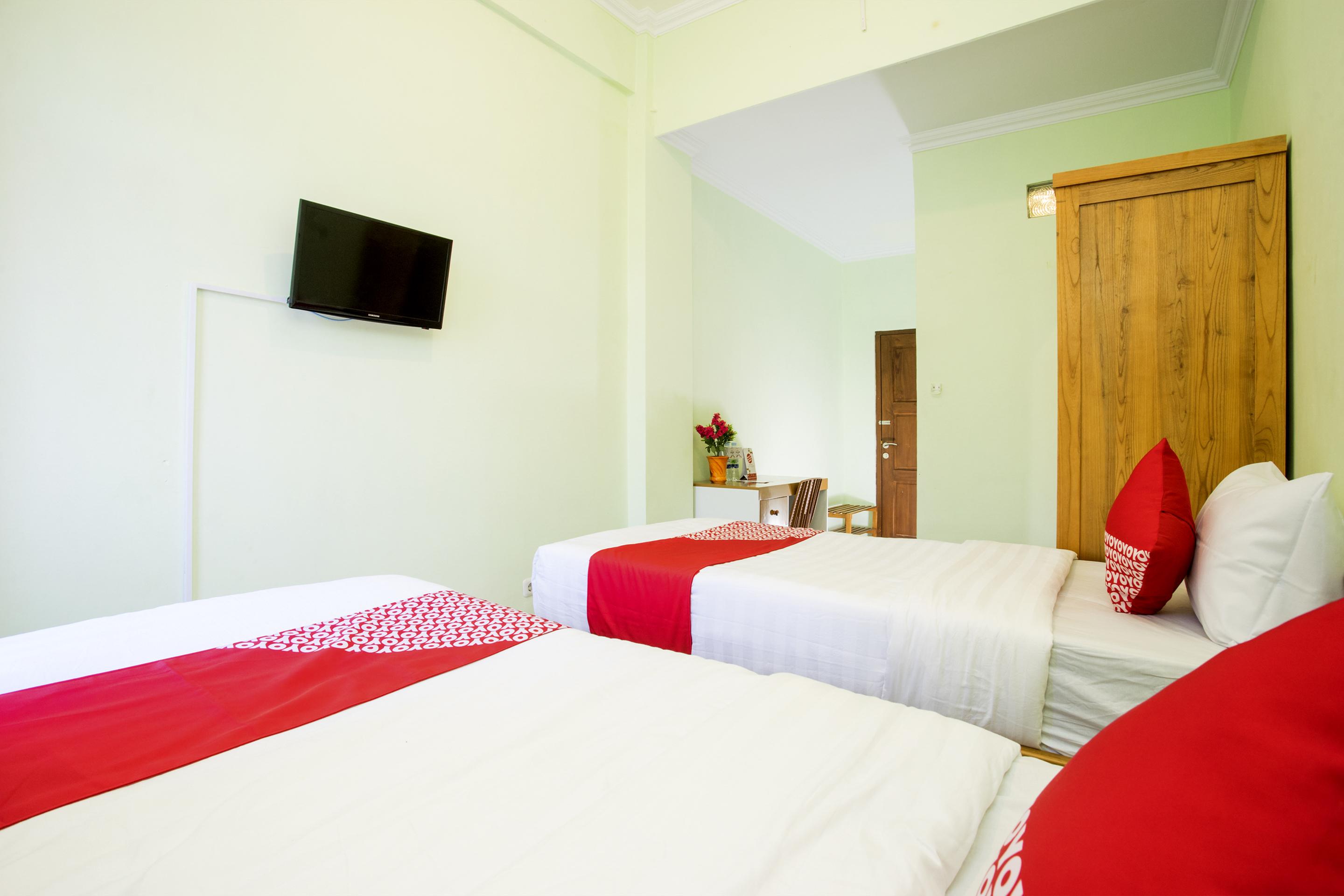 Reddoorz Syariah Near Alun Alun Wonosari Hotel Exterior photo