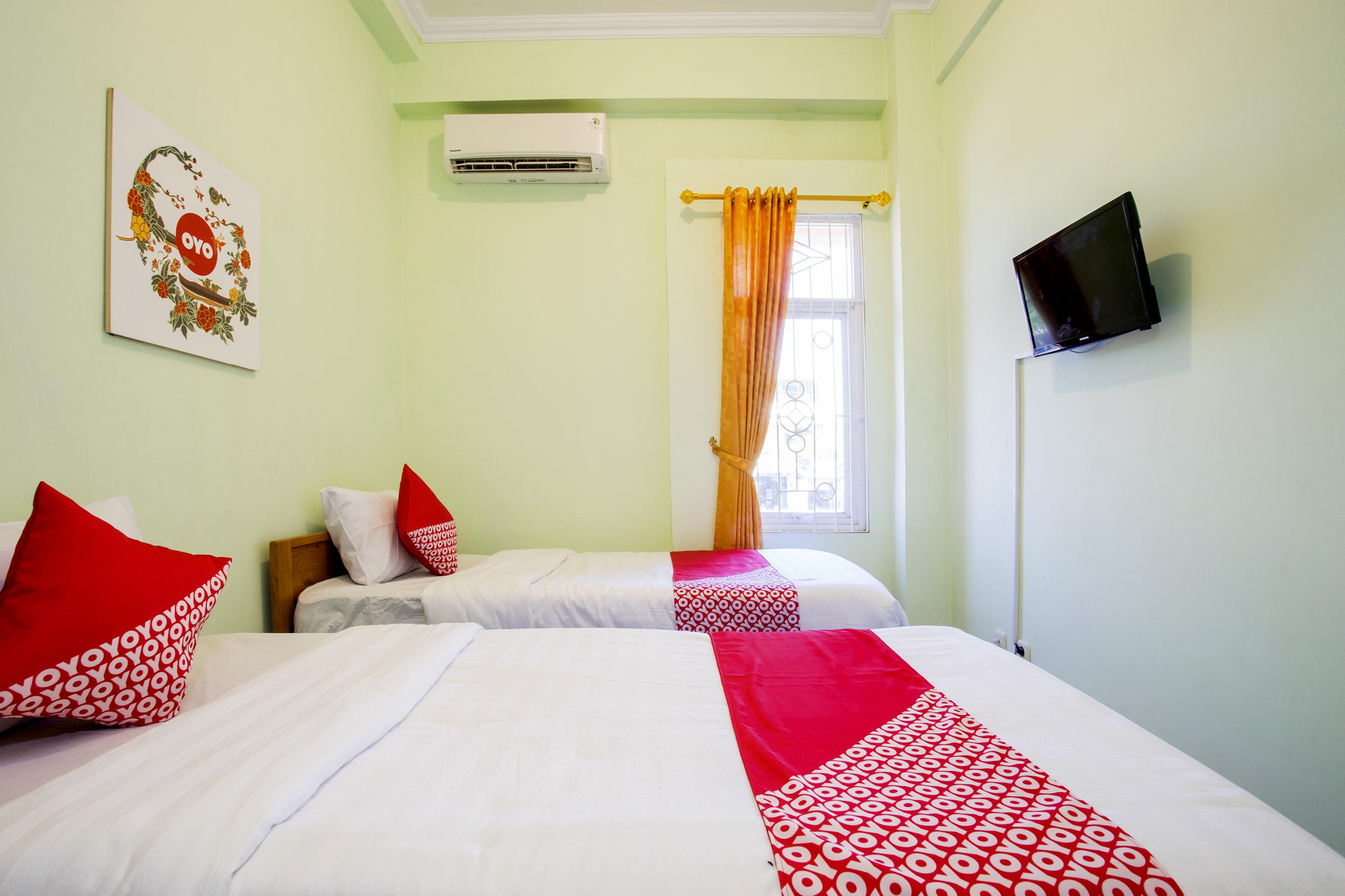 Reddoorz Syariah Near Alun Alun Wonosari Hotel Exterior photo