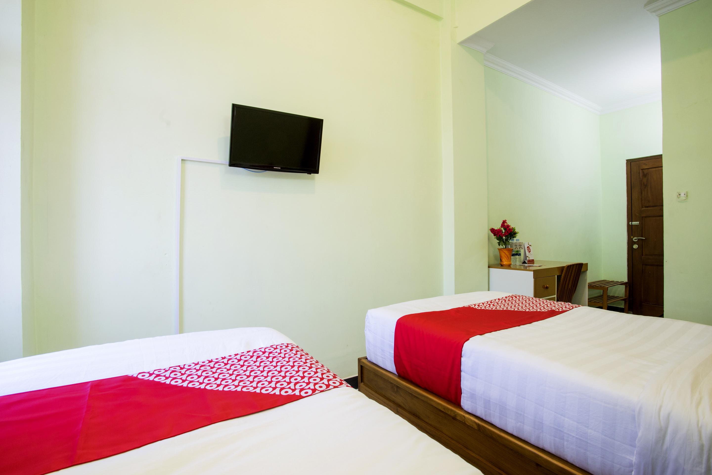 Reddoorz Syariah Near Alun Alun Wonosari Hotel Exterior photo