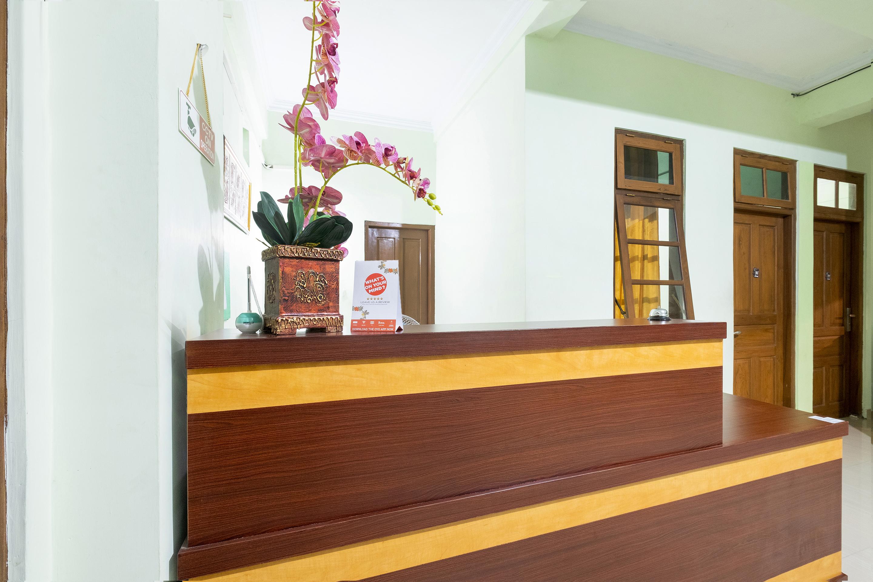 Reddoorz Syariah Near Alun Alun Wonosari Hotel Exterior photo