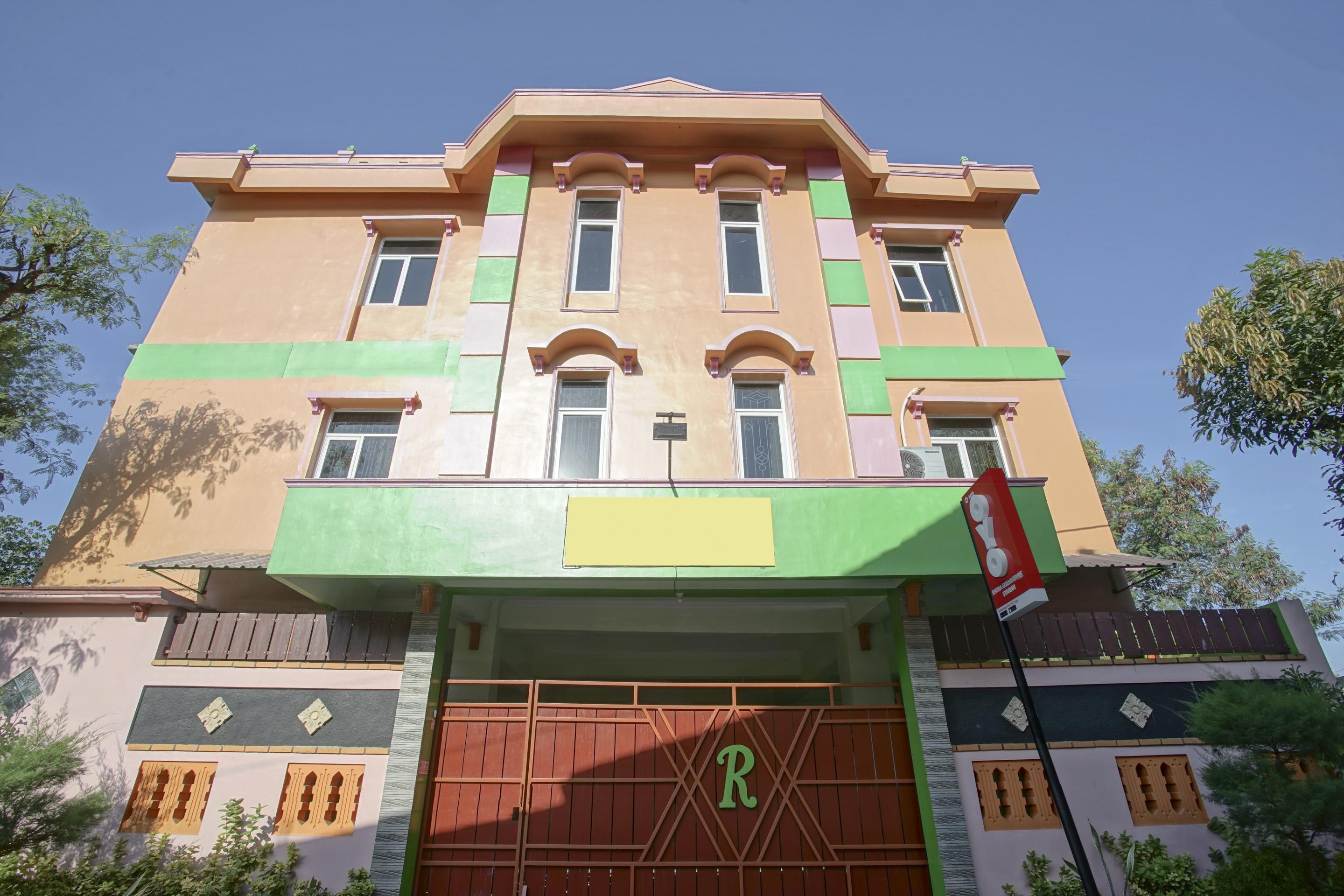 Reddoorz Syariah Near Alun Alun Wonosari Hotel Exterior photo